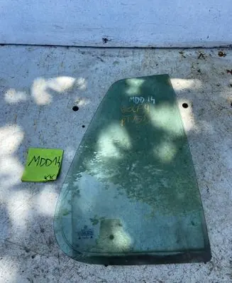 Volkswagen Golf IV Rear door window glass 43R001057 DOT27M23100AS2