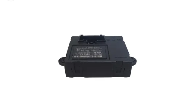 Volvo V70 Door control unit/module 9G9T14B534BC 10002299901