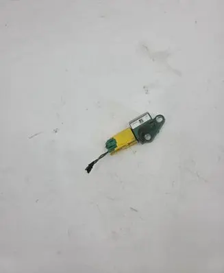 Seat Leon (1P) Airbag deployment crash/impact sensor 27050103