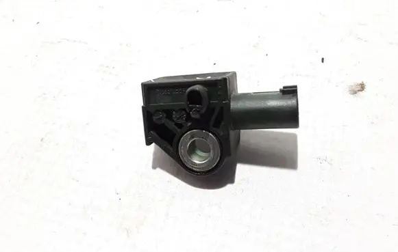 Mercedes-Benz CLS C218 X218 Airbag deployment crash/impact sensor A1729056000