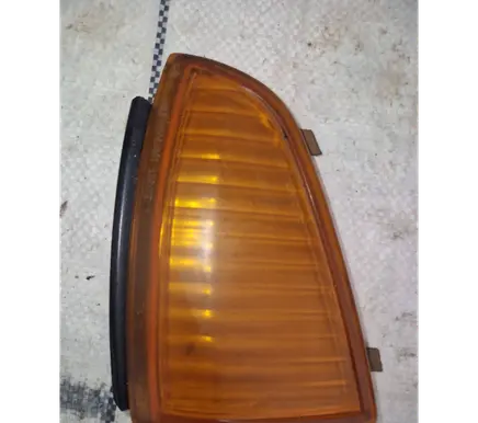 Chevrolet Blazer S10 Front indicator light 16523073