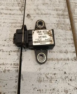 KIA Sorento ESP acceleration yaw rate sensor 956403E000 1149137 NA14309894