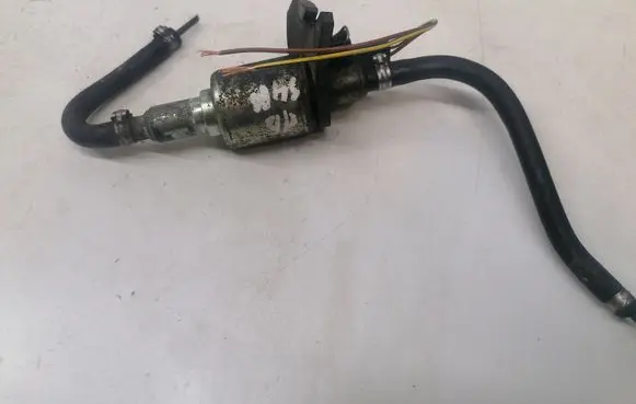 Mercedes-Benz S W220 Webasto auxiliary heater fuel pump A0099975281 92797A