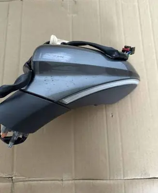 Cupra Leon Front door electric wing mirror