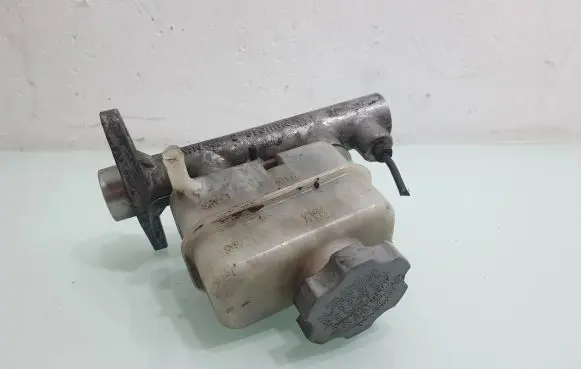 Hyundai Santa Fe Master brake cylinder