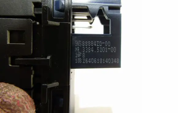 Citroen C5 ESP (stability program) switch 3384520100
