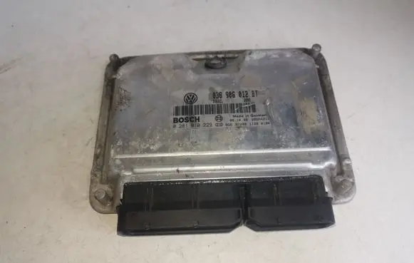 Seat Toledo II (1M) Engine control unit/module 038906012BT 0281010229