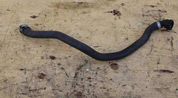 BMW 7 E65 E66 Engine coolant pipe/hose