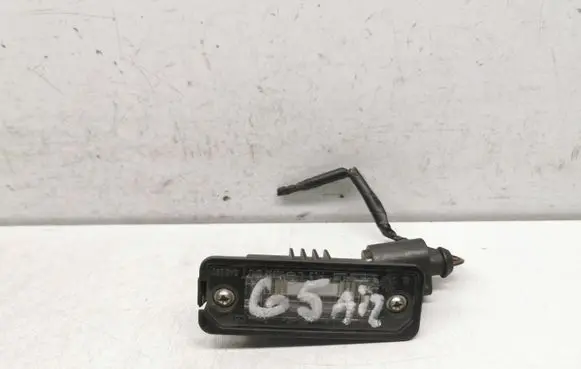 Volkswagen Golf V Number plate light 1J6943021B