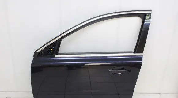 Volvo V70 Front door