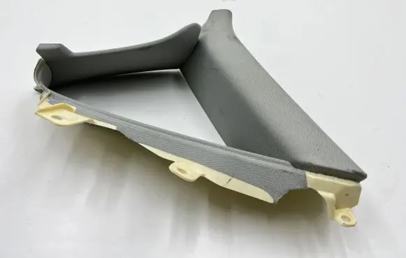 (C) pillar trim
