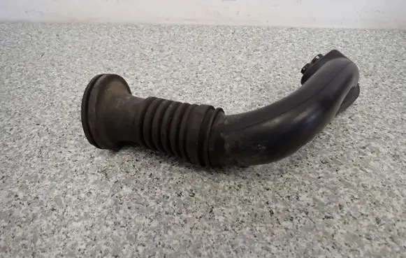 Honda FR-V Intercooler hose/pipe