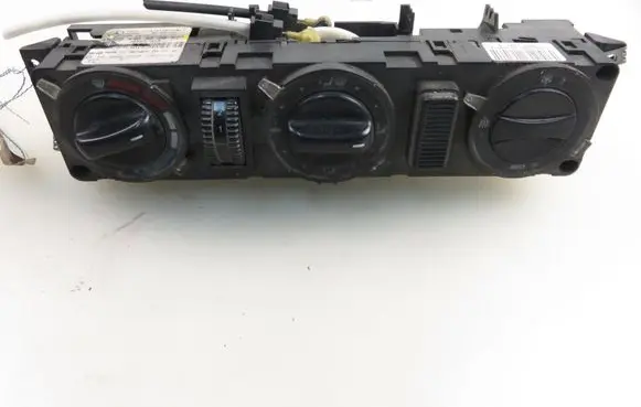 Mercedes-Benz Vito Viano W638 Interior fan control switch 0004463628KZ