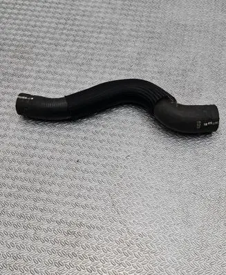 Peugeot 3008 I Engine coolant pipe/hose