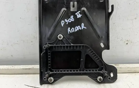 Peugeot 308 Distronic sensor bracket 9676135980 98185150