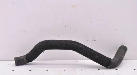 Dacia Sandero III Engine coolant pipe/hose 924003535R