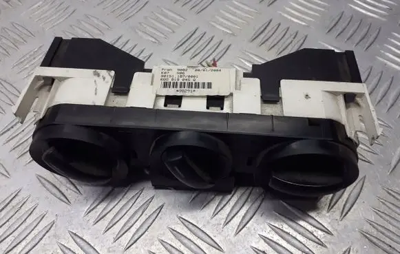 Volkswagen Polo IV 9N3 Interior fan control switch 6Q0819045Q