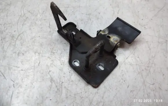 Audi Q7 4L Engine bonnet/hood lock/latch loop/hook 