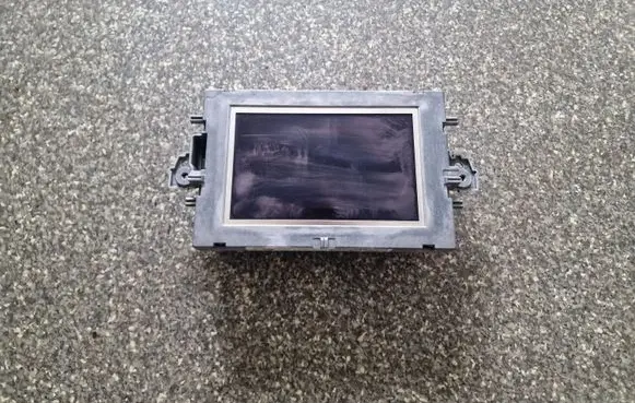 Mercedes-Benz E W212 Screen/display/small screen 2129010400
