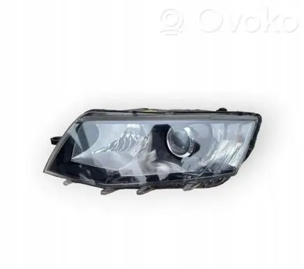 Skoda Octavia Mk3 (5E) Headlight/headlamp 5E1941015A