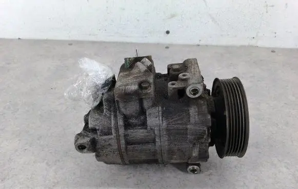 Volkswagen Golf V Air conditioning (A/C) compressor (pump)