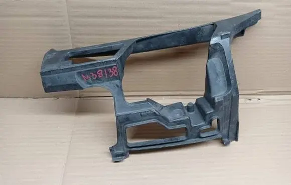 Volkswagen Golf VI Front bumper mounting bracket 5K0807723B