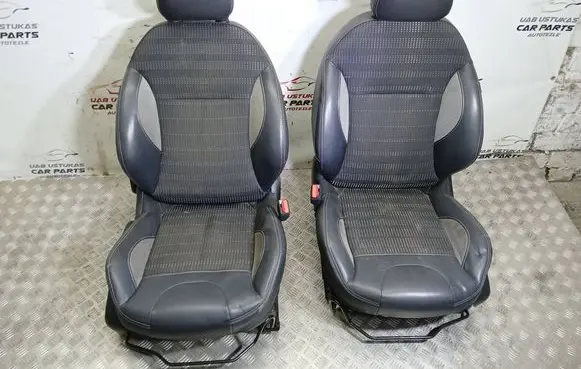 Peugeot 2008 I Seat set