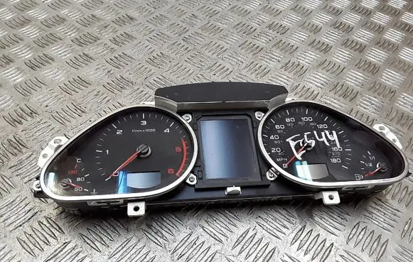 Audi A6 S6 C6 4F Speedometer (instrument cluster) 4f0920985e
