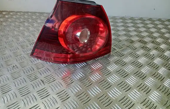 Rear/tail lights