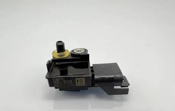 BMW 5 GT F07 Airbag deployment crash/impact sensor 9159311 150710008390