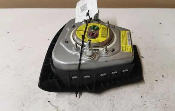 Volvo V50 Steering wheel airbag 30615725 601407700