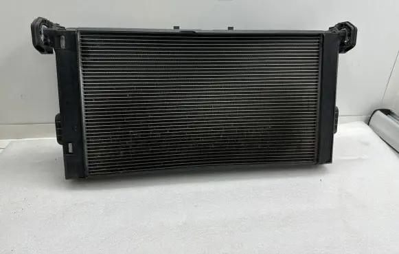 BMW i3 Radiator set 7616022 15272311 MM1171C