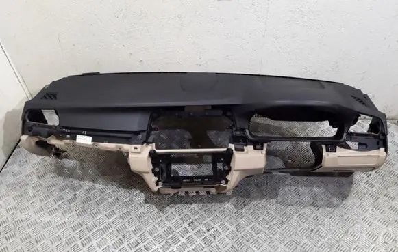 BMW 5 F10 F11 Dashboard