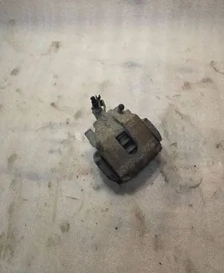 Volvo XC90 Rear brake caliper 