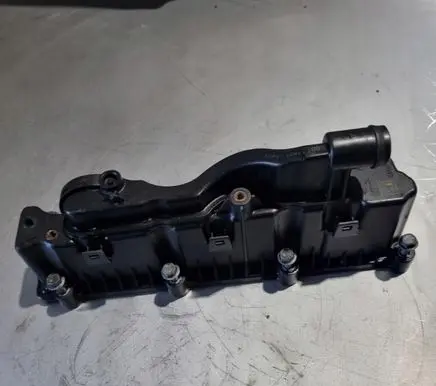 Jaguar XE Rocker cam cover G4D36J014BB