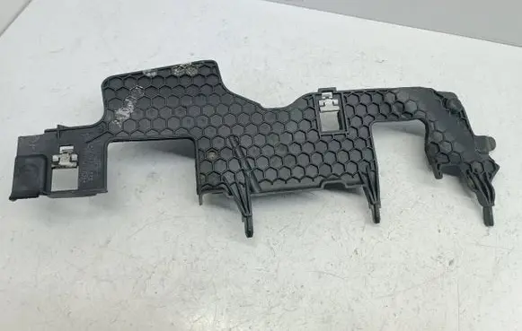 Other engine bay part