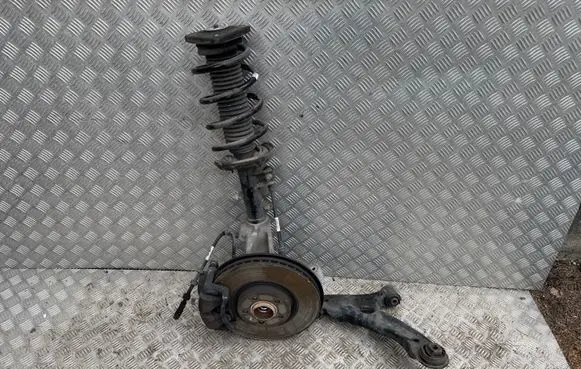 Volvo XC40 Front wheel hub spindle knuckle 32221856