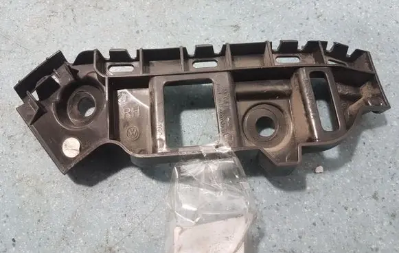 Daewoo Polonez Front bumper corner part panel trim 2GS807394a