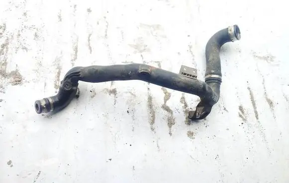 Skoda Octavia Mk2 (1Z) Air intake hose/pipe