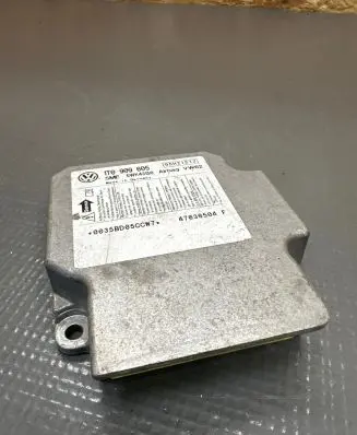 Volkswagen PASSAT B6 Airbag control unit/module 1T0909605 05H21S12 5WK43150