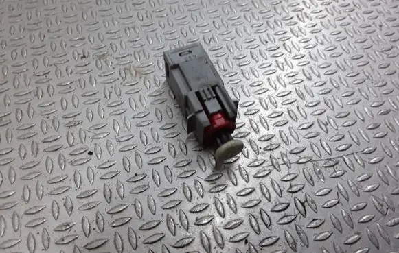 Opel Signum Brake pedal sensor switch 09185907