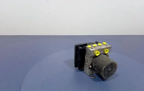 Mercedes-Benz Vito Viano W639 ABS Pump A0014461689