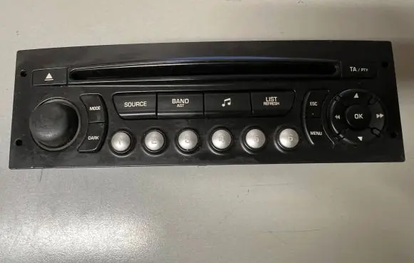 Peugeot Partner Radio/CD/DVD/GPS head unit 96766518XT PSARCD44172 A2C53424334