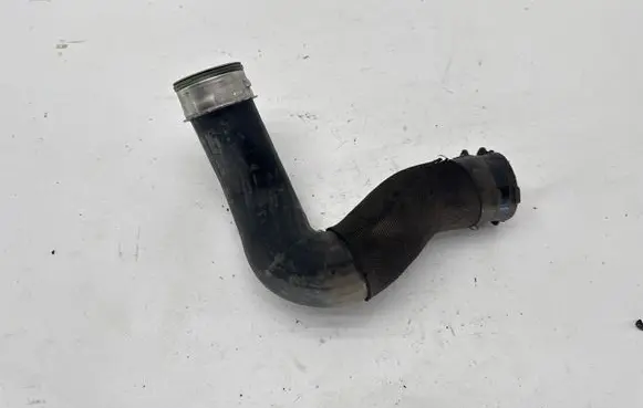 Audi Q7 4L Intercooler hose/pipe 7L6145738A