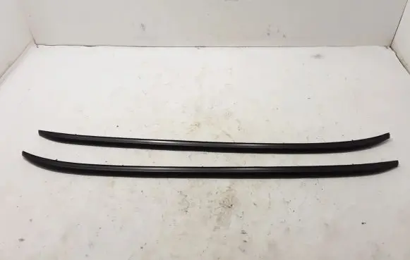 Renault Austral Roof bar rail