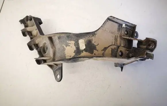 Renault Scenic II - Grand scenic II Rear bumper mounting bracket 8200156750