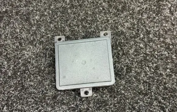 Volkswagen Golf VIII Distronic sensor radar 5WA907561 5WA907572A