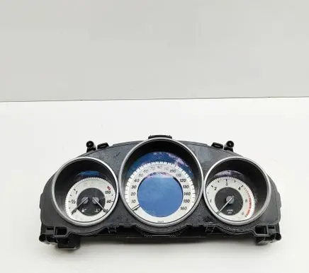 Mercedes-Benz E C207 W207 Speedometer (instrument cluster) A2129007329 A2129017208