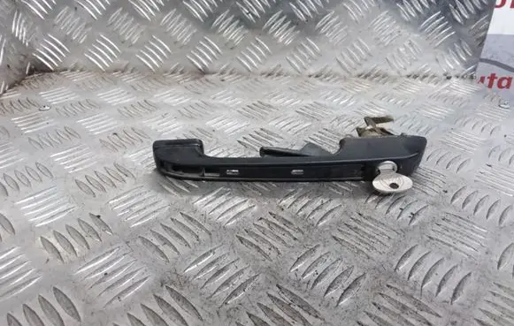 Volkswagen Jetta II Front door exterior handle