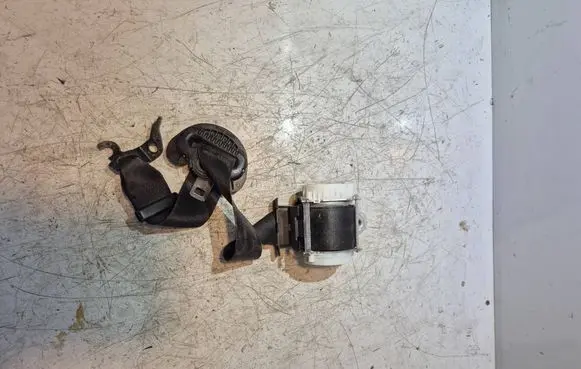 BMW 3 E90 E91 Front seatbelt 33059849